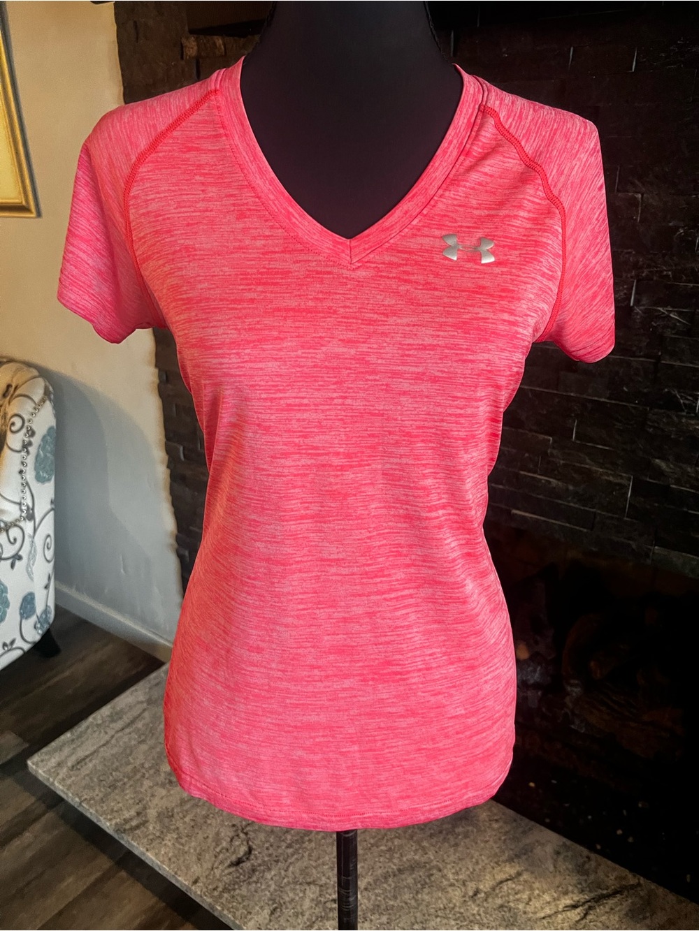 Under Armour Women's Pink Heather V-Neck Performance Tee